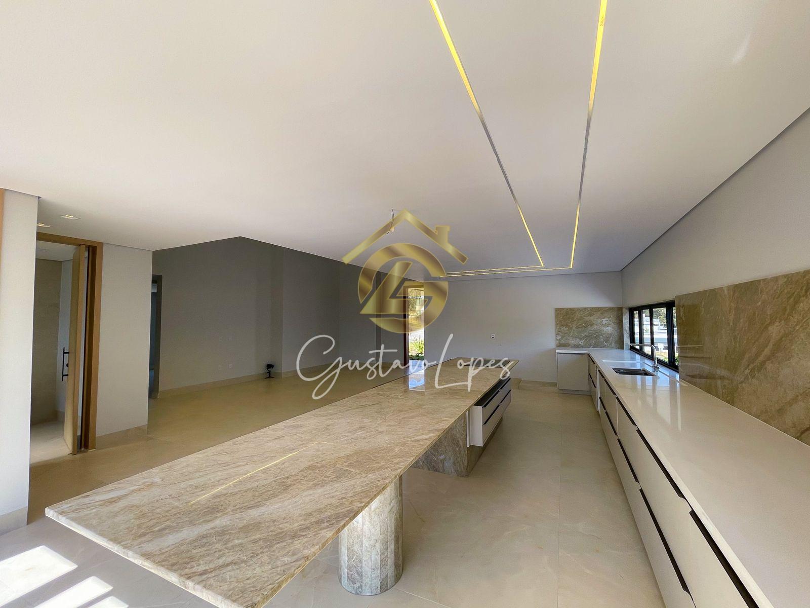 A CASA DOS SEUS SONHOS COM TOQUES DE MODERNIDADE E LUXO