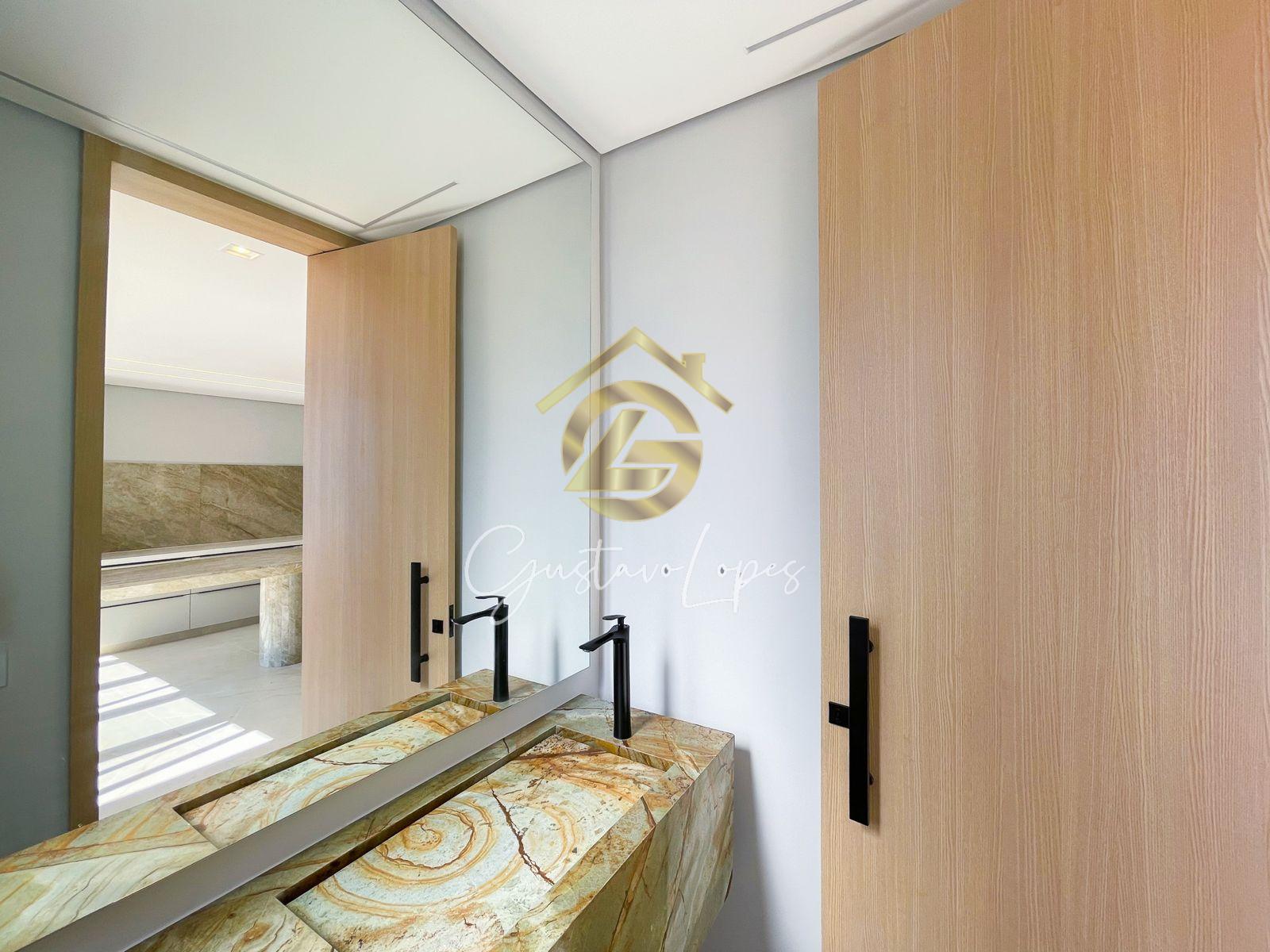 A CASA DOS SEUS SONHOS COM TOQUES DE MODERNIDADE E LUXO