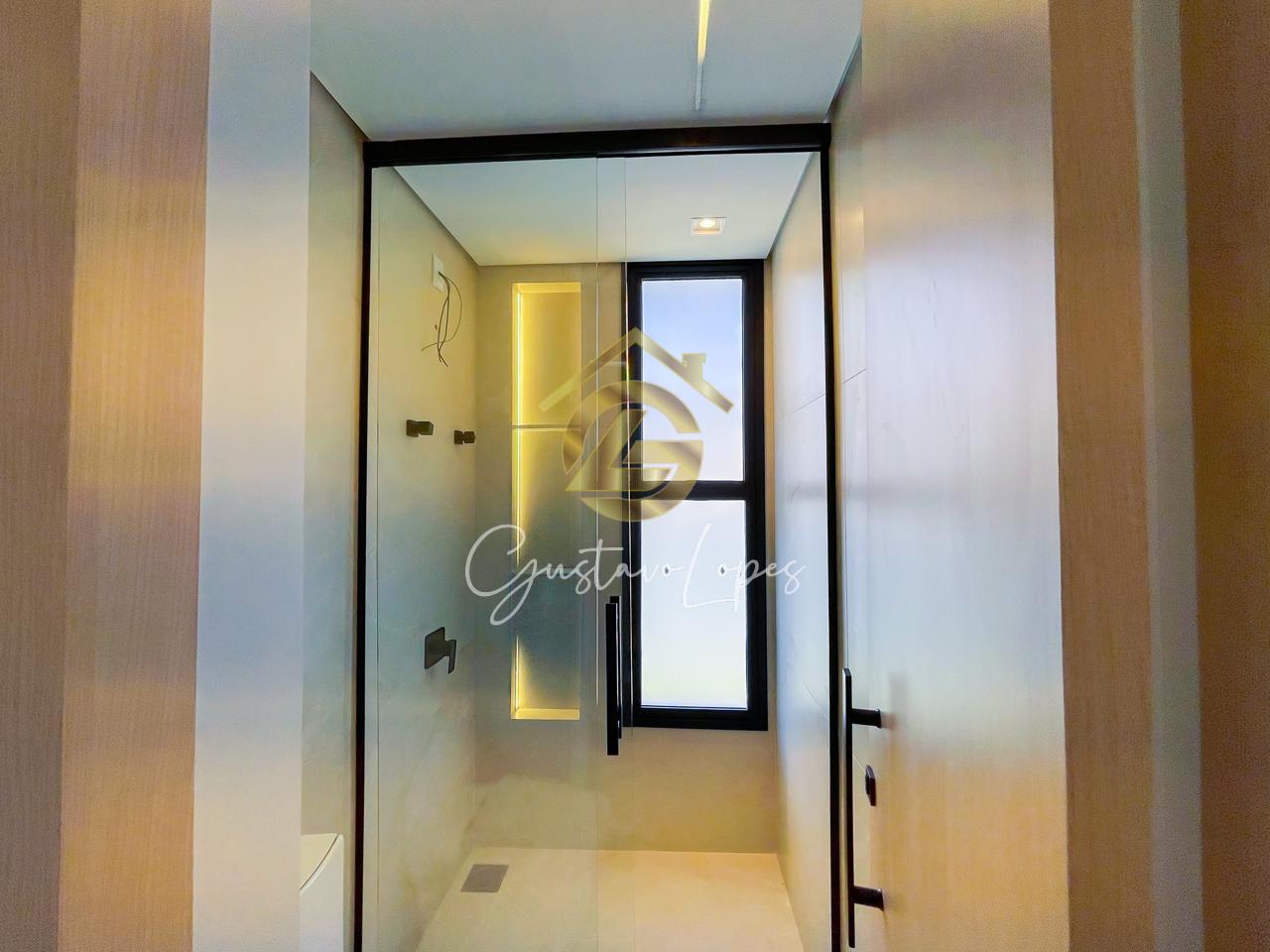 A CASA DOS SEUS SONHOS COM TOQUES DE MODERNIDADE E LUXO