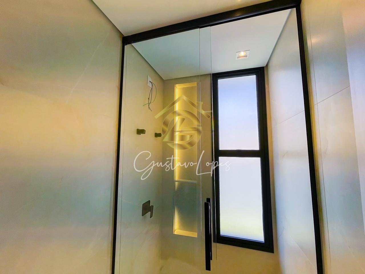 A CASA DOS SEUS SONHOS COM TOQUES DE MODERNIDADE E LUXO