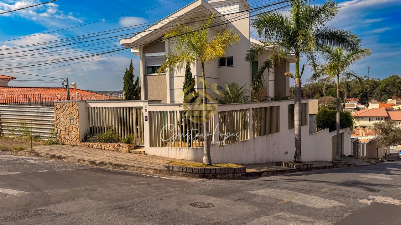 ALTO PADRÃO, SOFISTICAÇÃO E ARQUITETURA EXCLUSIVA NO INGÁ ALTO...