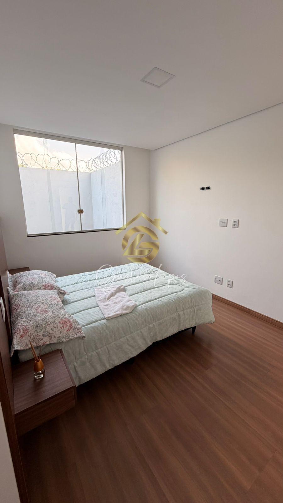 LINDA CASA MOBILIADA COM JACUZZI NO BAIRRO TIRADENTES. CONFORTO, ESTILO E LAZER EM UM S LUGAR