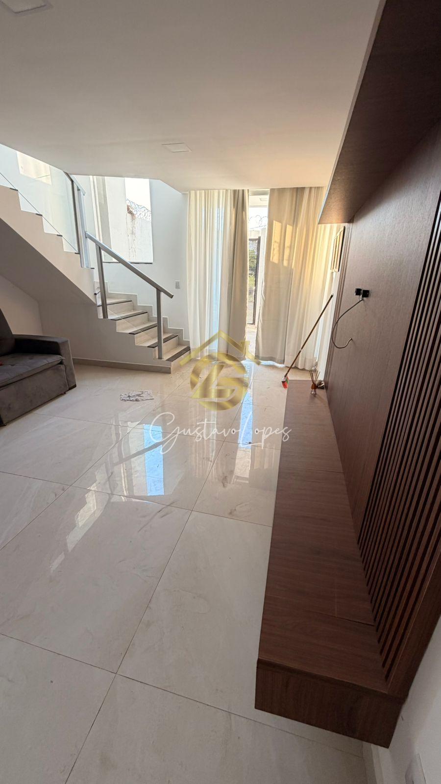 LINDA CASA MOBILIADA COM JACUZZI NO BAIRRO TIRADENTES. CONFORTO, ESTILO E LAZER EM UM S LUGAR