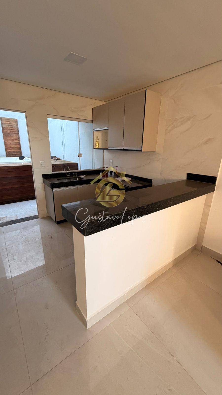 LINDA CASA MOBILIADA COM JACUZZI NO BAIRRO TIRADENTES. CONFORTO, ESTILO E LAZER EM UM S LUGAR