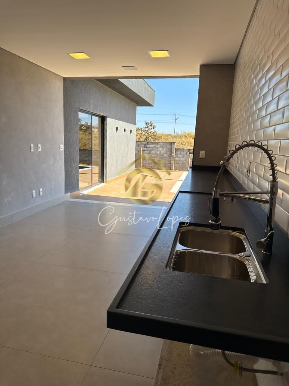 LUXO, TECNOLOGIA E IMPONÊNCIA EM CADA DETALHE NO GRAN ROYALLE ...