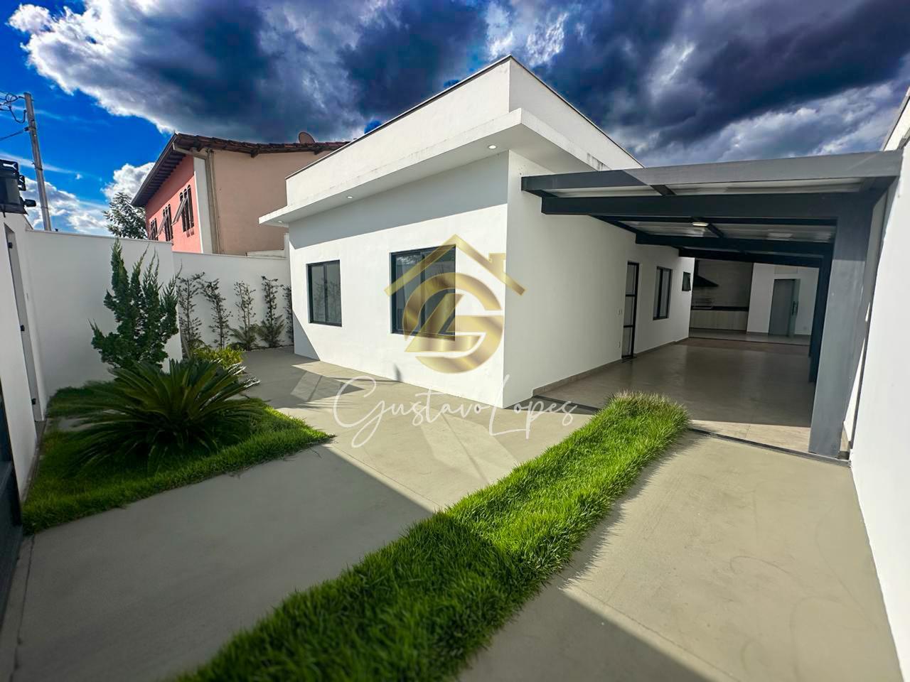 EXCELENTE CASA COM TOTAL CONFORTO, ESPAÇO E LOCALIZAÇÃO PRIVIL...