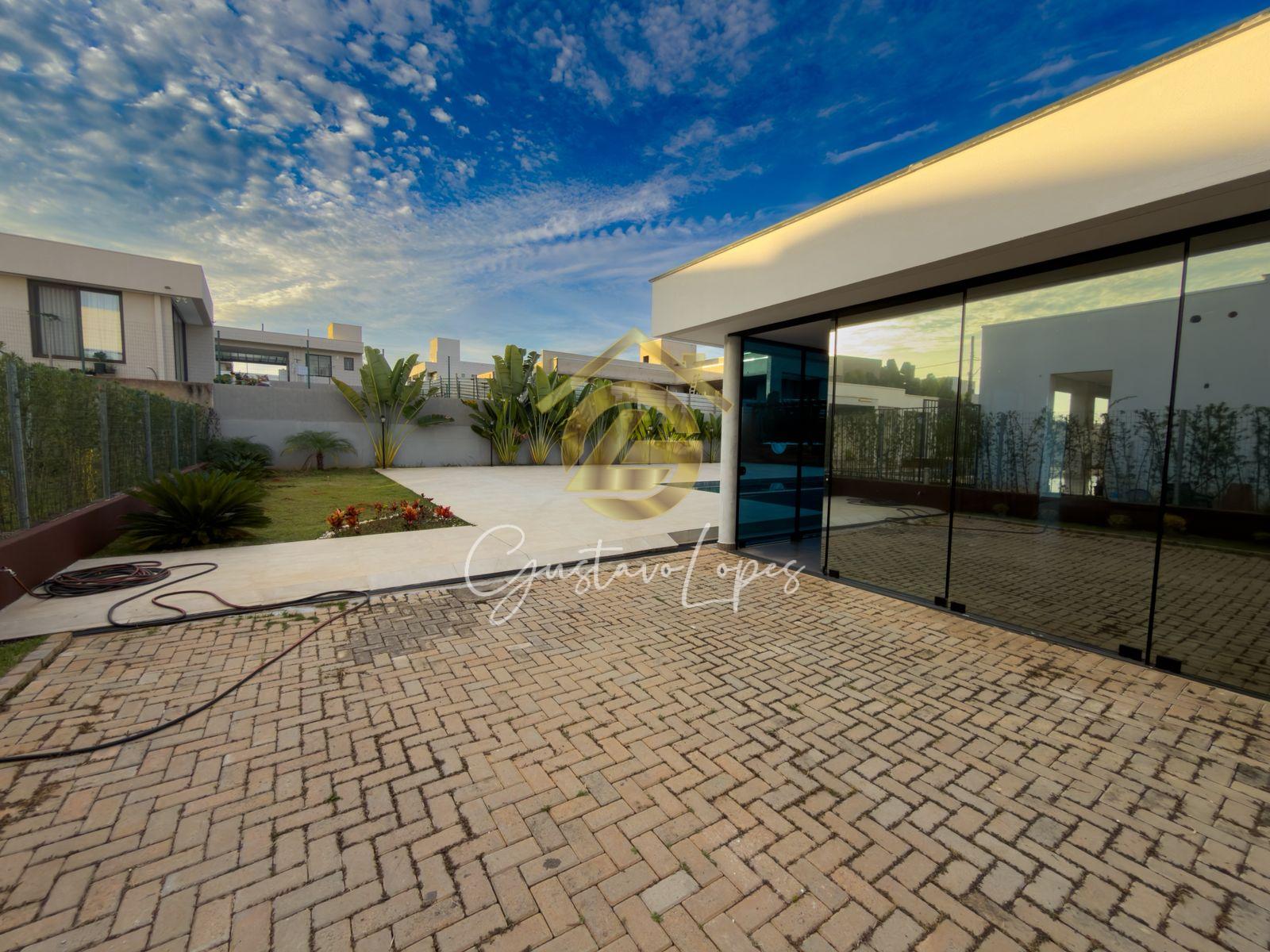 CASA TRREA IMPONENTE COM LAZER COMPLETO NO GRANROYALLE BETIM
