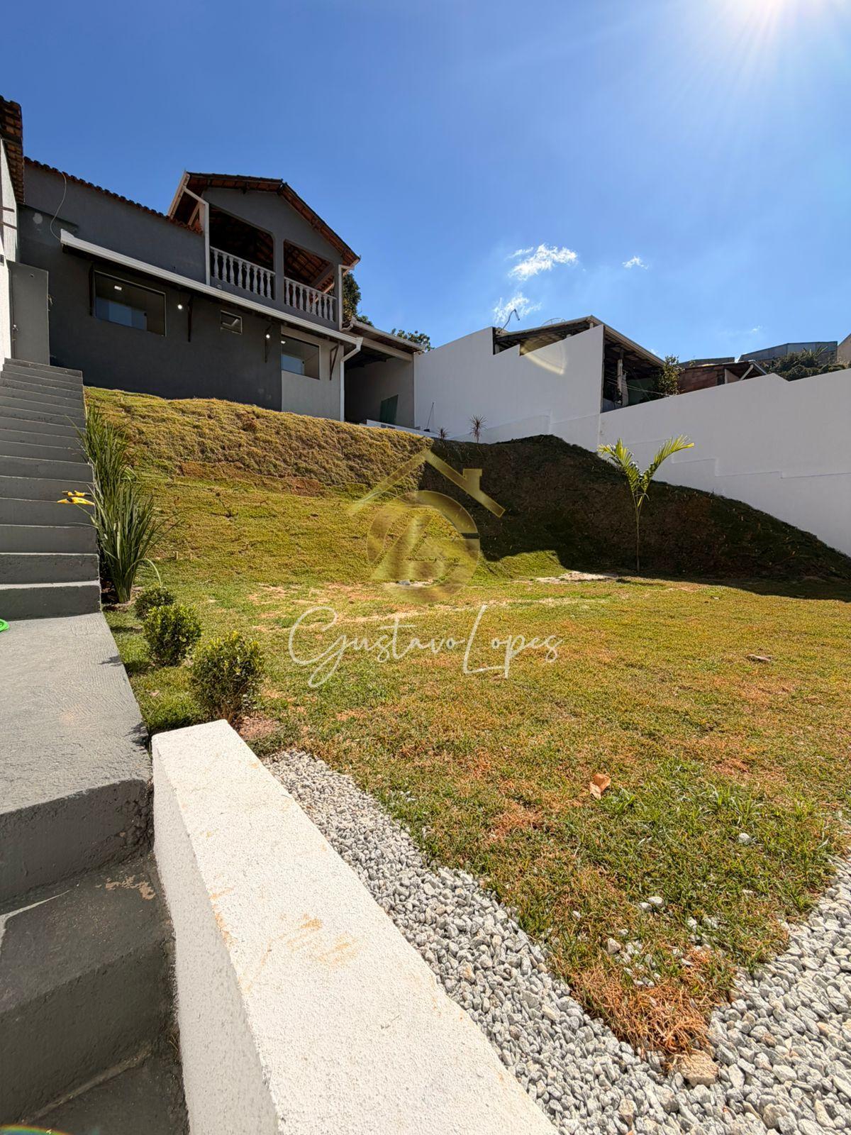 CASA DE 2 QUARTOS, 2 SALAS, TERRAÇO, JARDIM DE INVERNO COM 8 V...