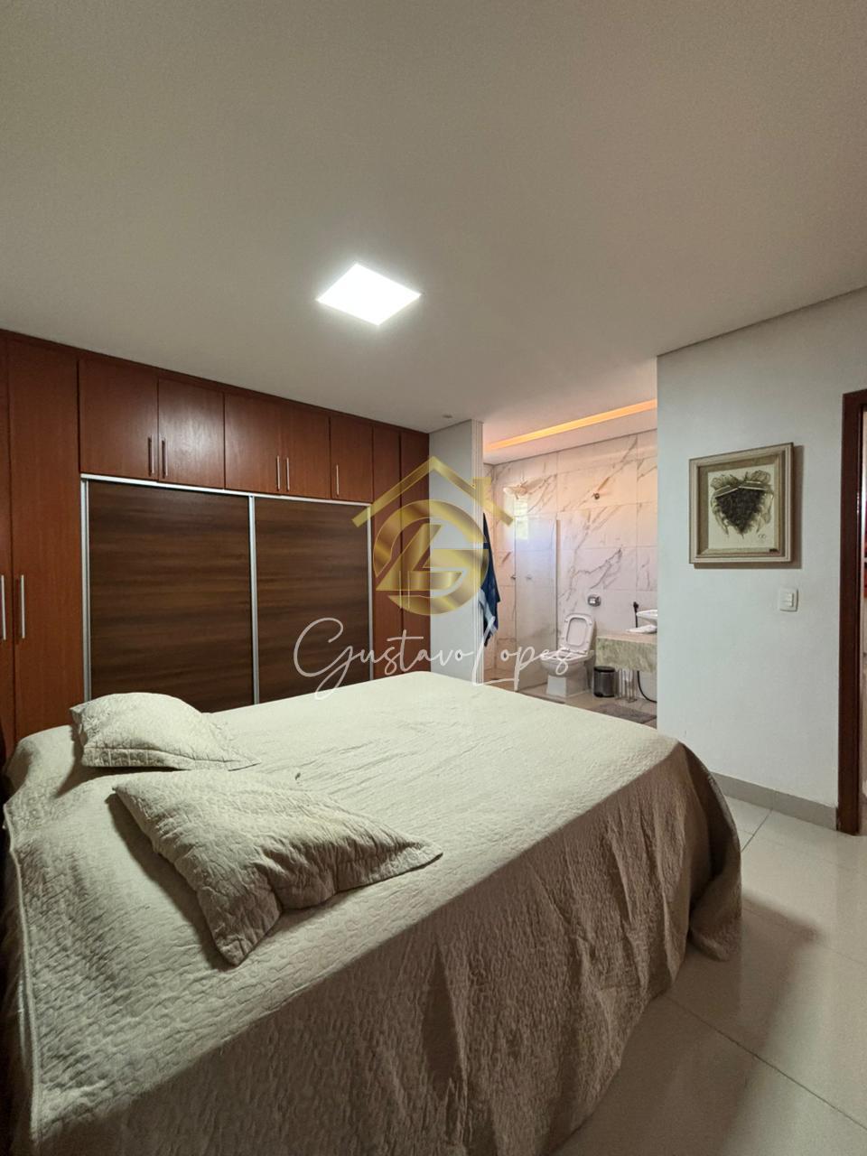 CASA DE ALTO PADRO COM 3 SUTES, PISCINA, SAUNA E ENERGIA FOTOVOLTAICA NO BAIRRO ESPRITO SANTO