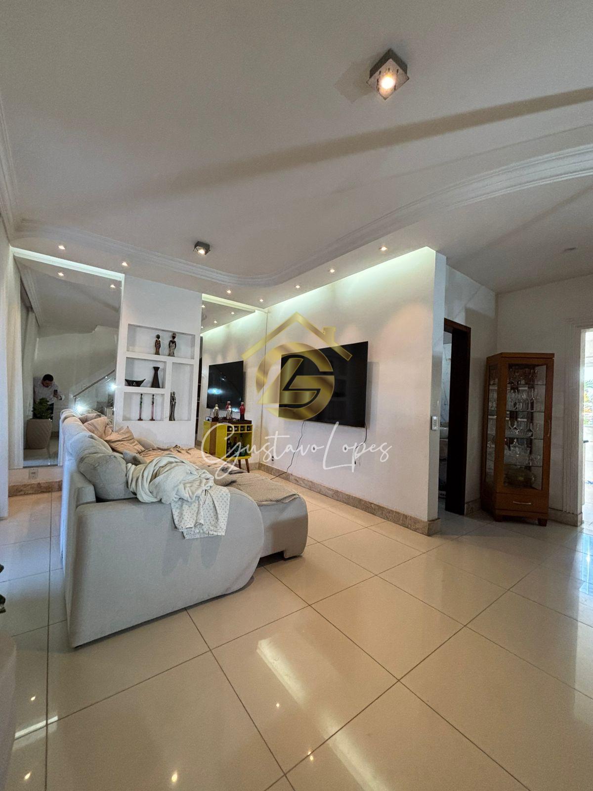CASA DE ALTO PADRO COM 3 SUTES, PISCINA, SAUNA E ENERGIA FOTOVOLTAICA NO BAIRRO ESPRITO SANTO