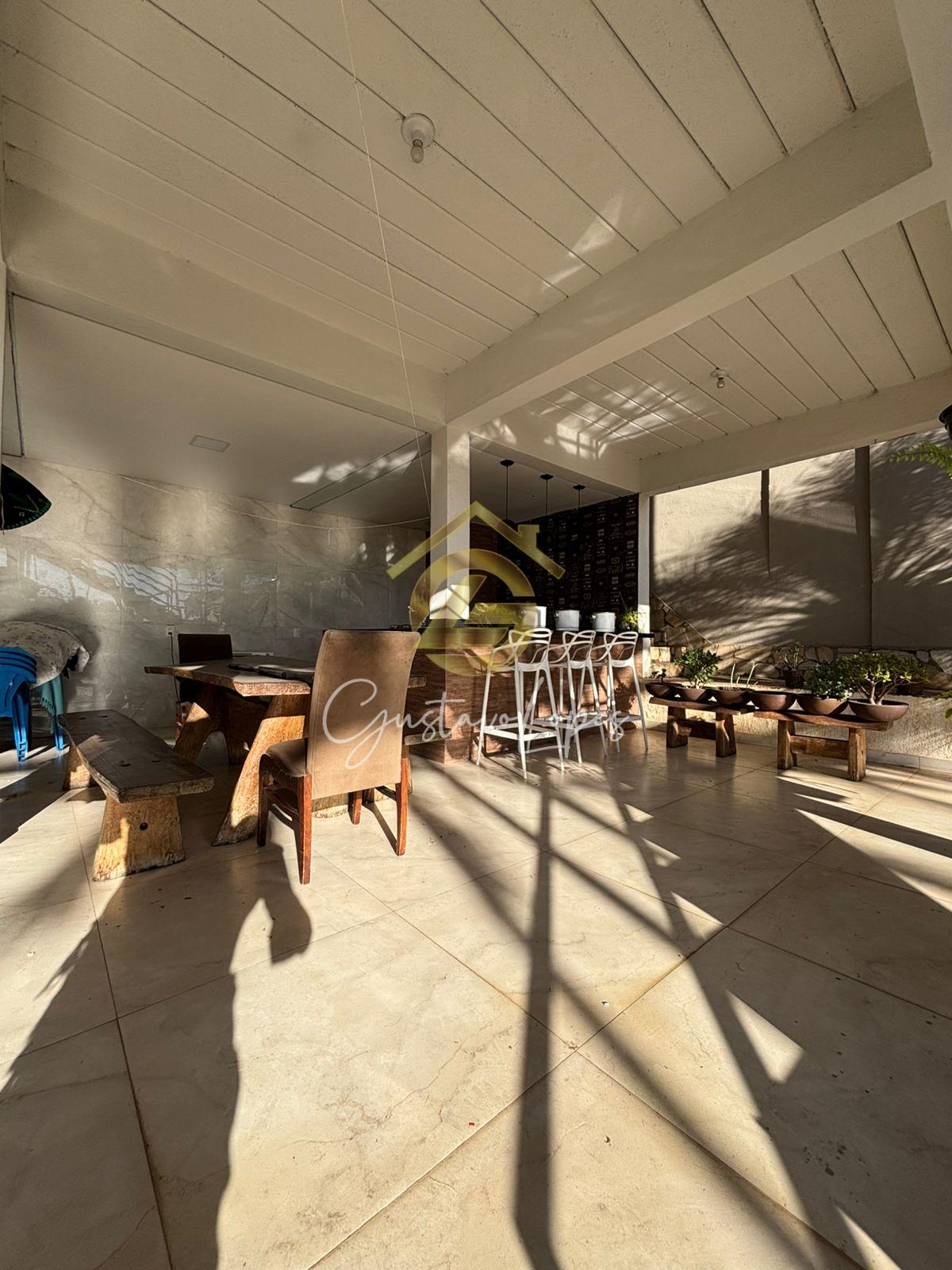 CASA DE ALTO PADRO COM 3 SUTES, PISCINA, SAUNA E ENERGIA FOTOVOLTAICA NO BAIRRO ESPRITO SANTO