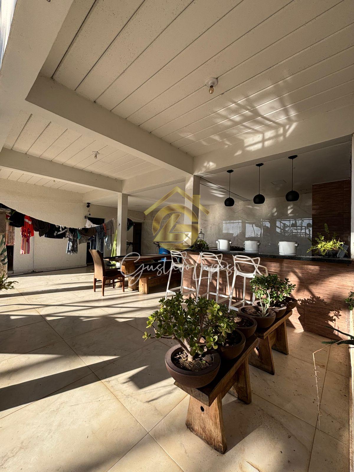 CASA DE ALTO PADRO COM 3 SUTES, PISCINA, SAUNA E ENERGIA FOTOVOLTAICA NO BAIRRO ESPRITO SANTO