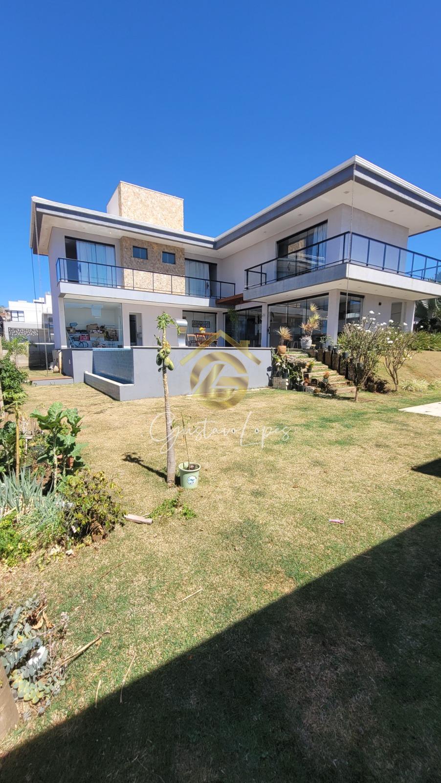 CASA DE ALTO PADRÃO COM 4 SUÍTES, PISCINA E 810 M² DE TERRENO ...