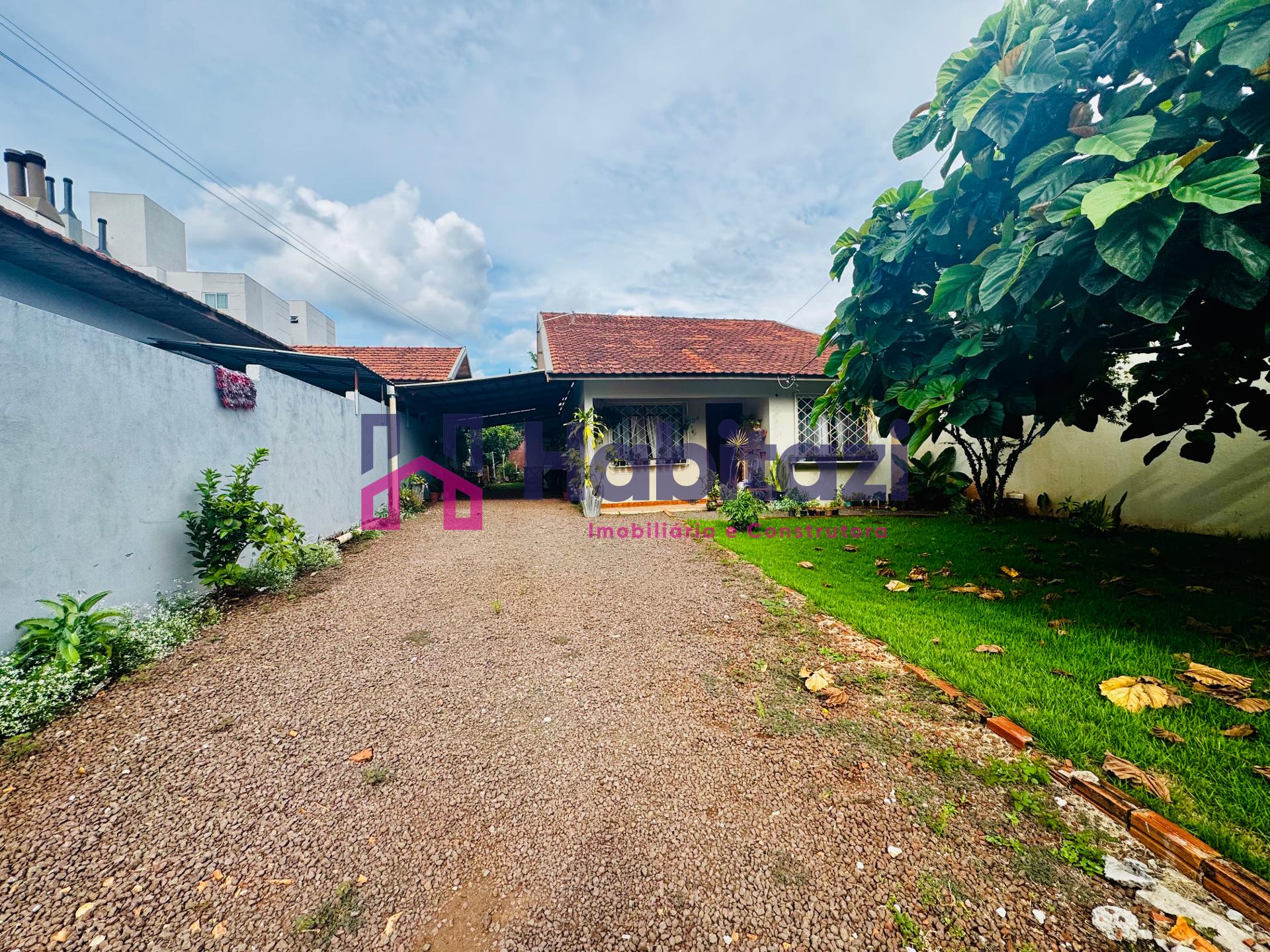 Terreno com Casa   2 Kitnets no Jardim Pancera  Toledo PR | Investimento com Renda