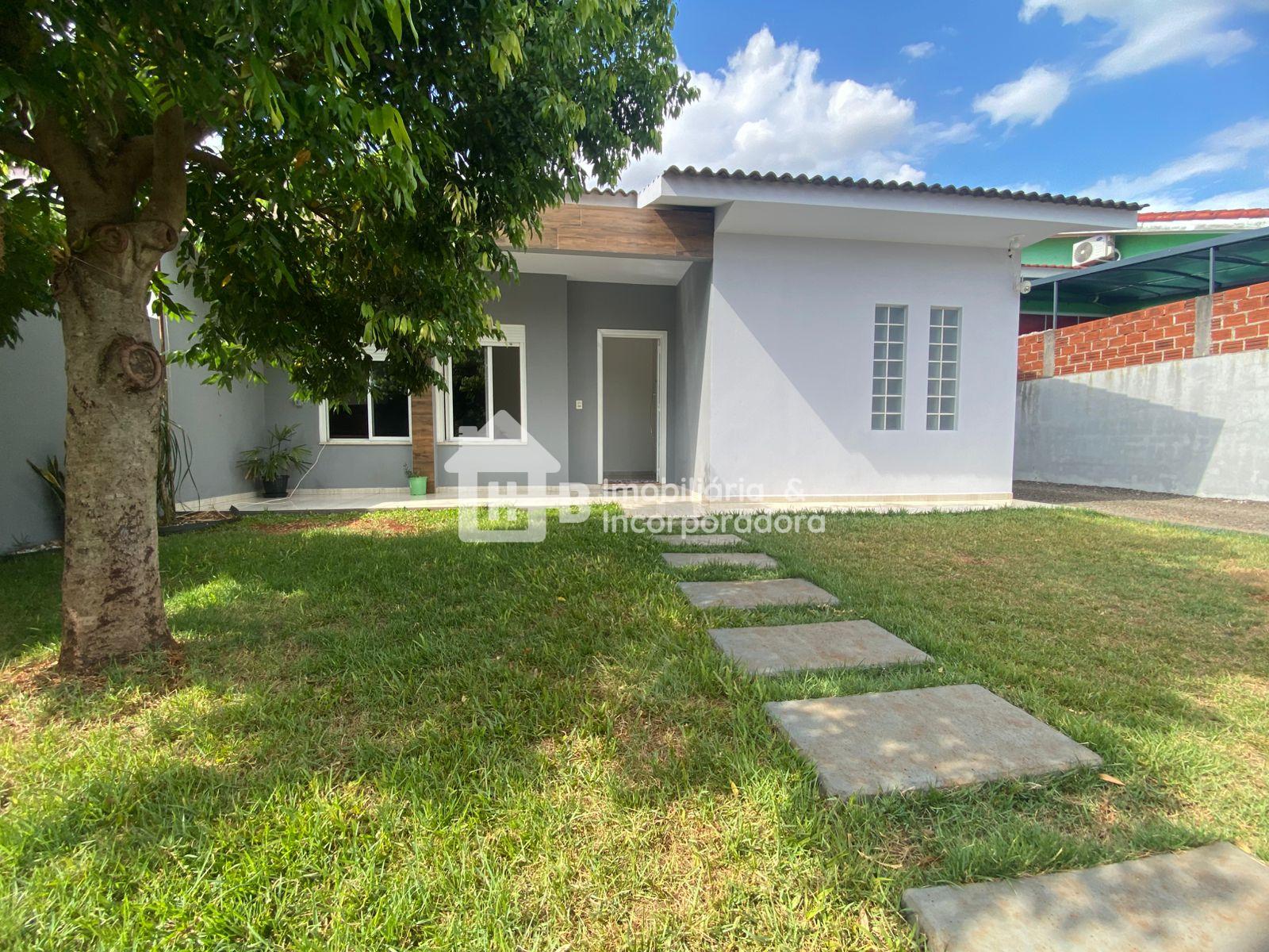 Oportunidade Imperdível  Casa Espetacular com Suíte, Demi-Suít...