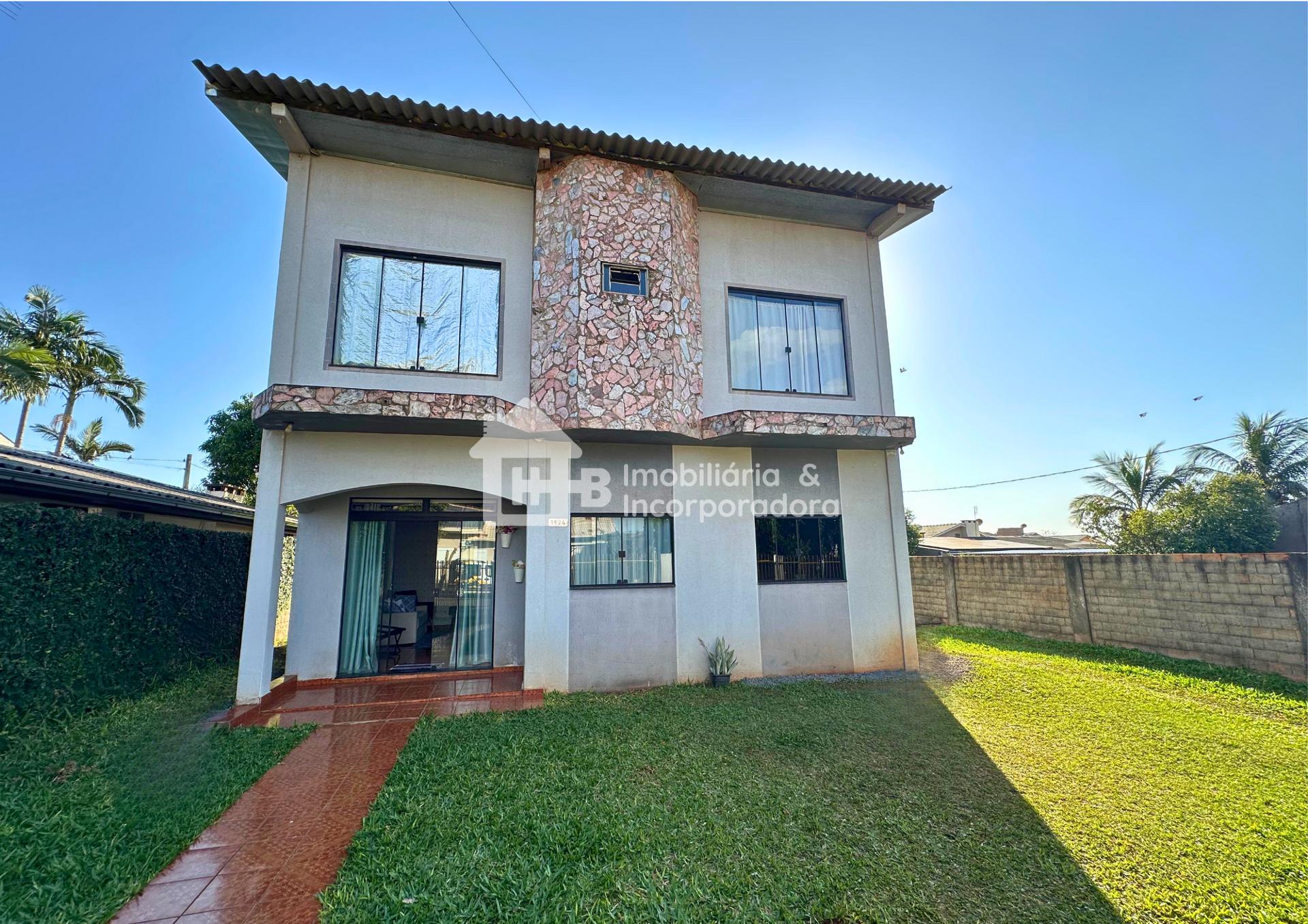 CASA  A VENDA DE DOIS PISO NO BAIRRO FLORESTA, ITAIPULANDIA - PR