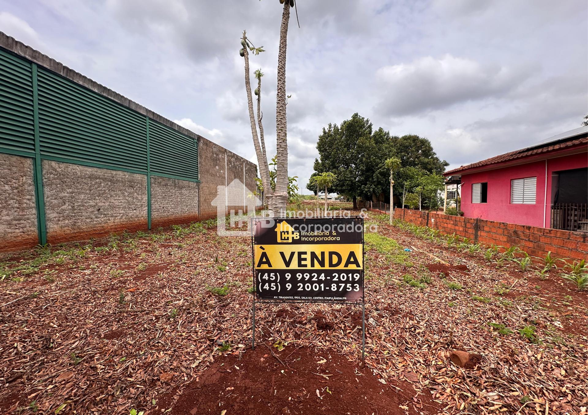 LOTE DISPON?VEL PARA VENDA, PERTINHO DE TUDO QUE VOC? PRECISA ...