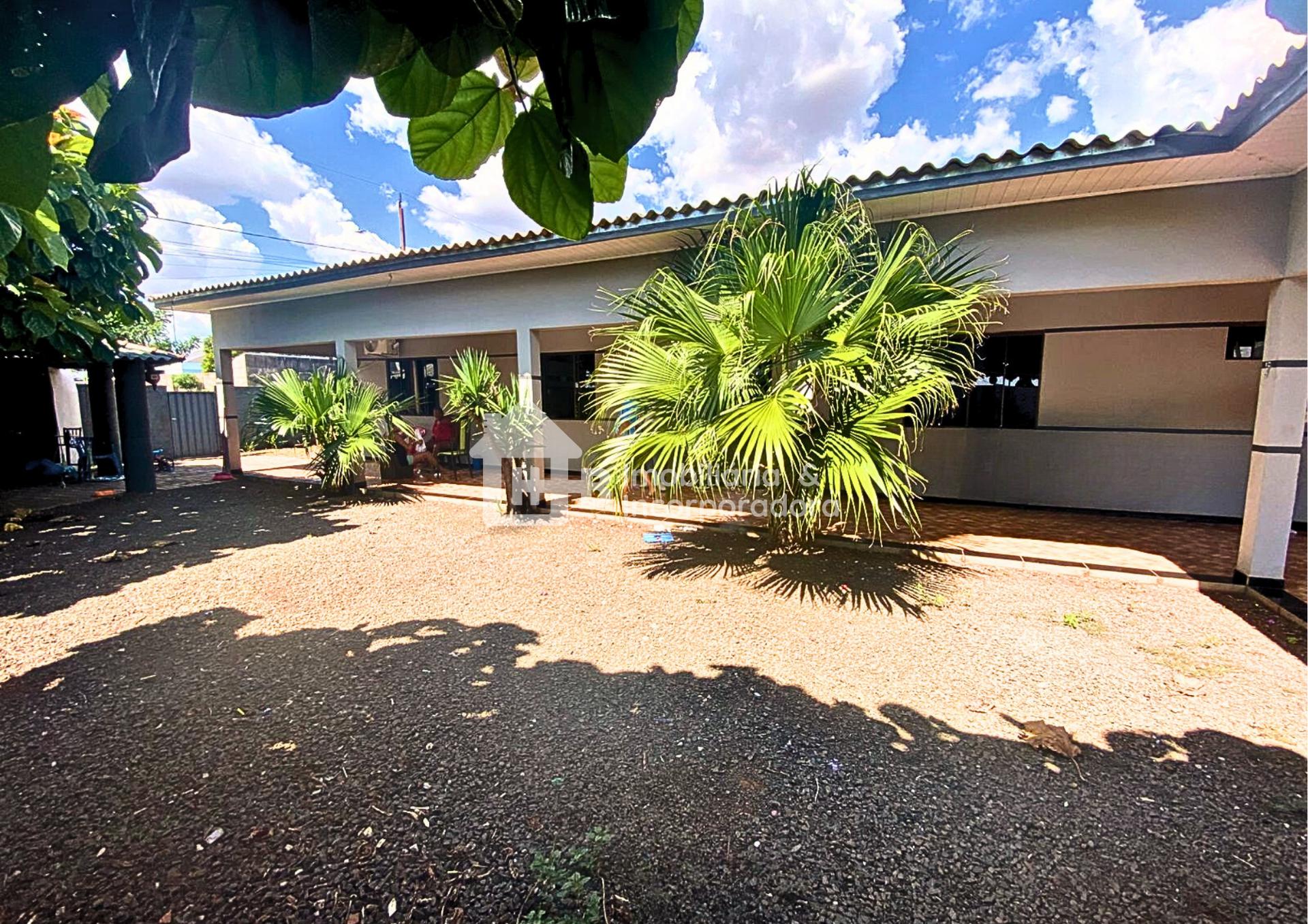 ? Venda na Rua Astrogildo Machado da Silva, Bairro Pioneiros, ...