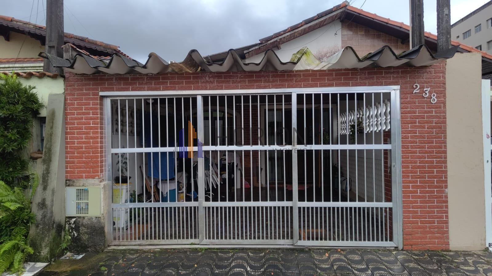Casa a venda na PRAIA GRANDE - SP