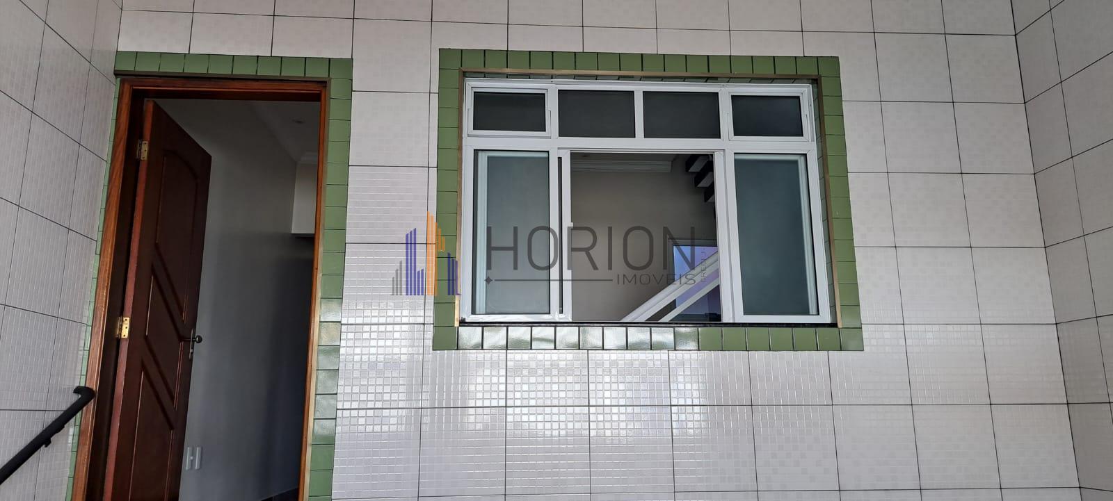 Sobrado com 3 dormitórios à venda, Centro, SAO VICENTE - SP