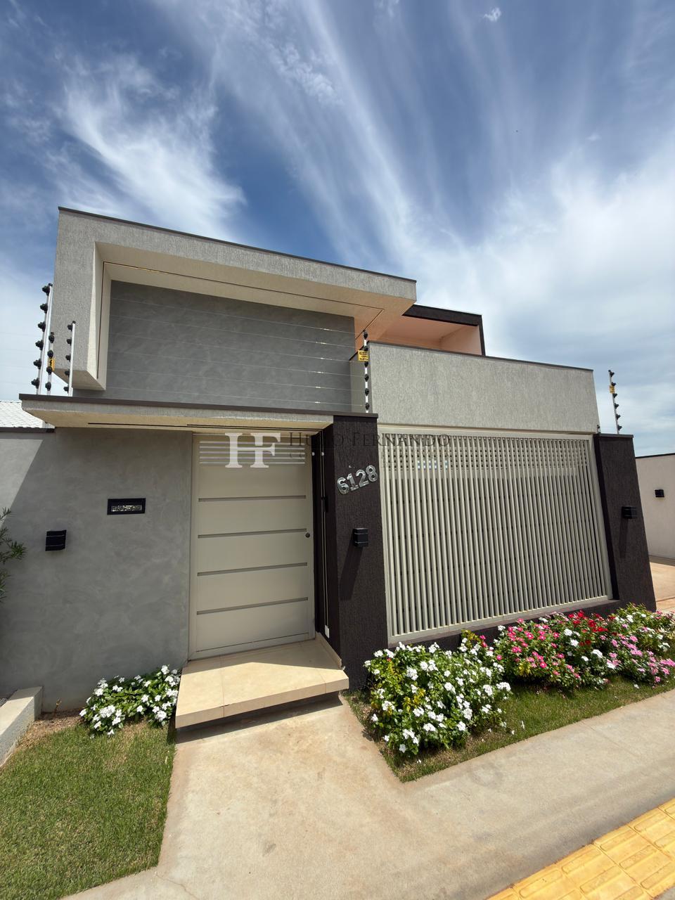 Casa de Alto Padr?o h? Venda no Bairro Jequitib? em Rolim de M...