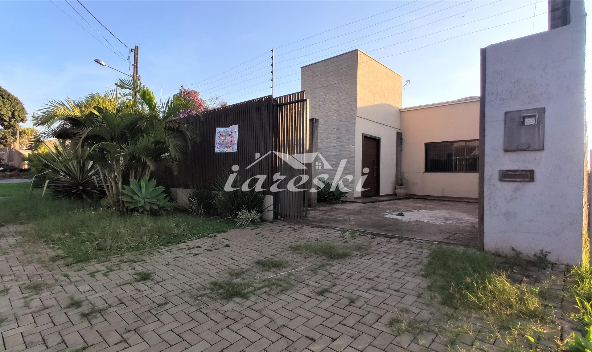 Casa a venda com 2 quartos sendo 1 suíte master com banheira, Jardim Manaus, Foz