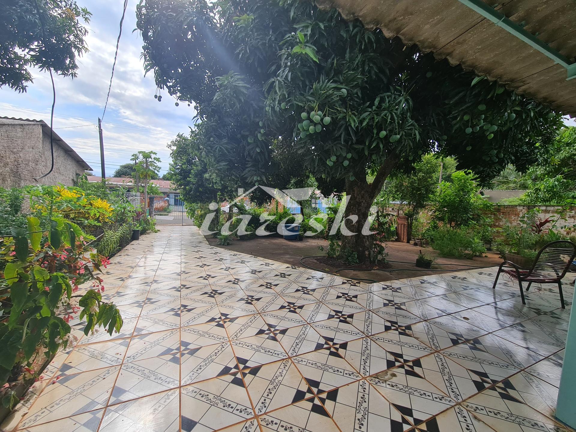 Casa a venda com 2 quartos na Vila C em Foz do Iguaçu - PR
