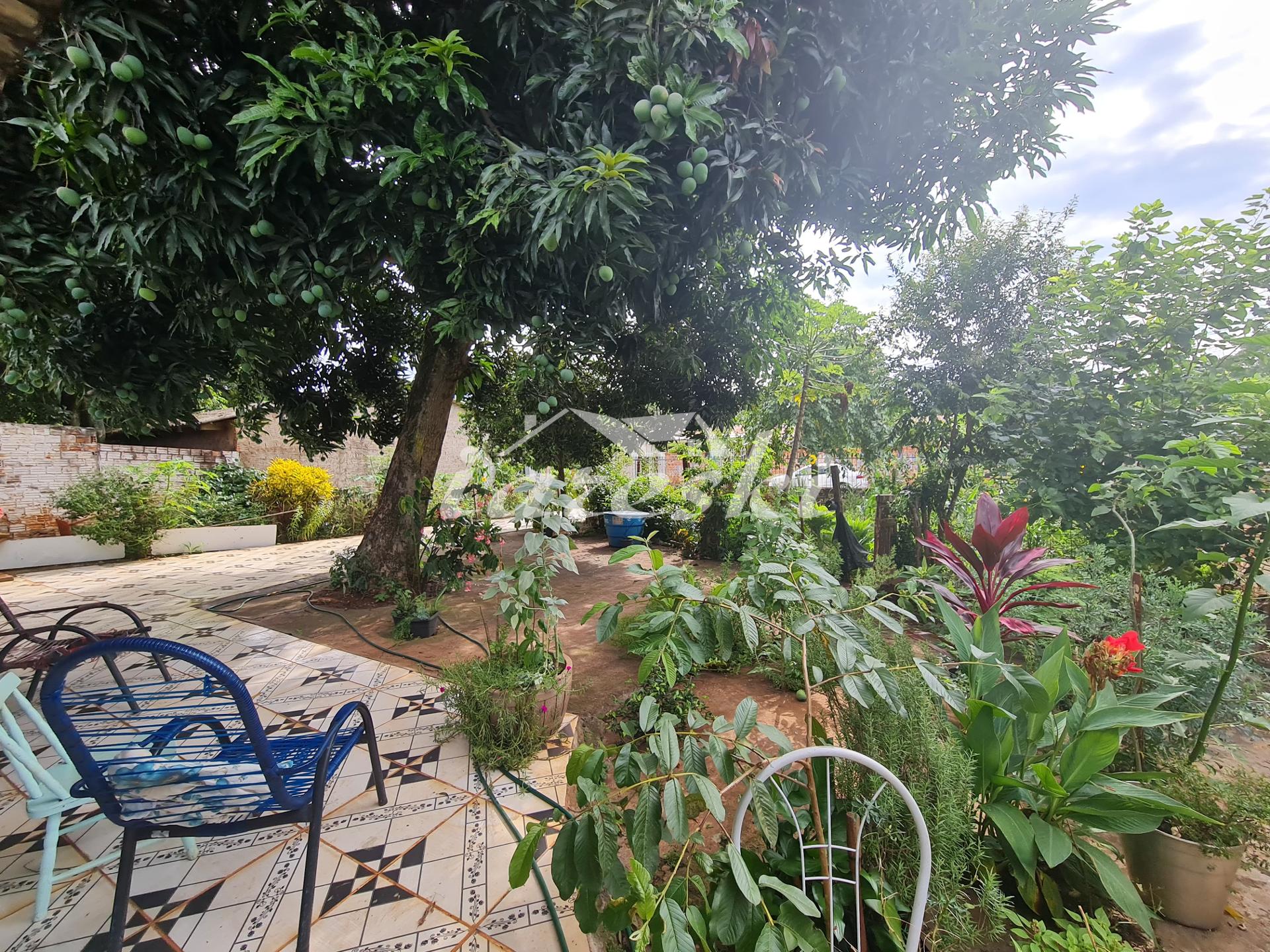 Casa a venda com 2 quartos na Vila C em Foz do Iguaçu - PR