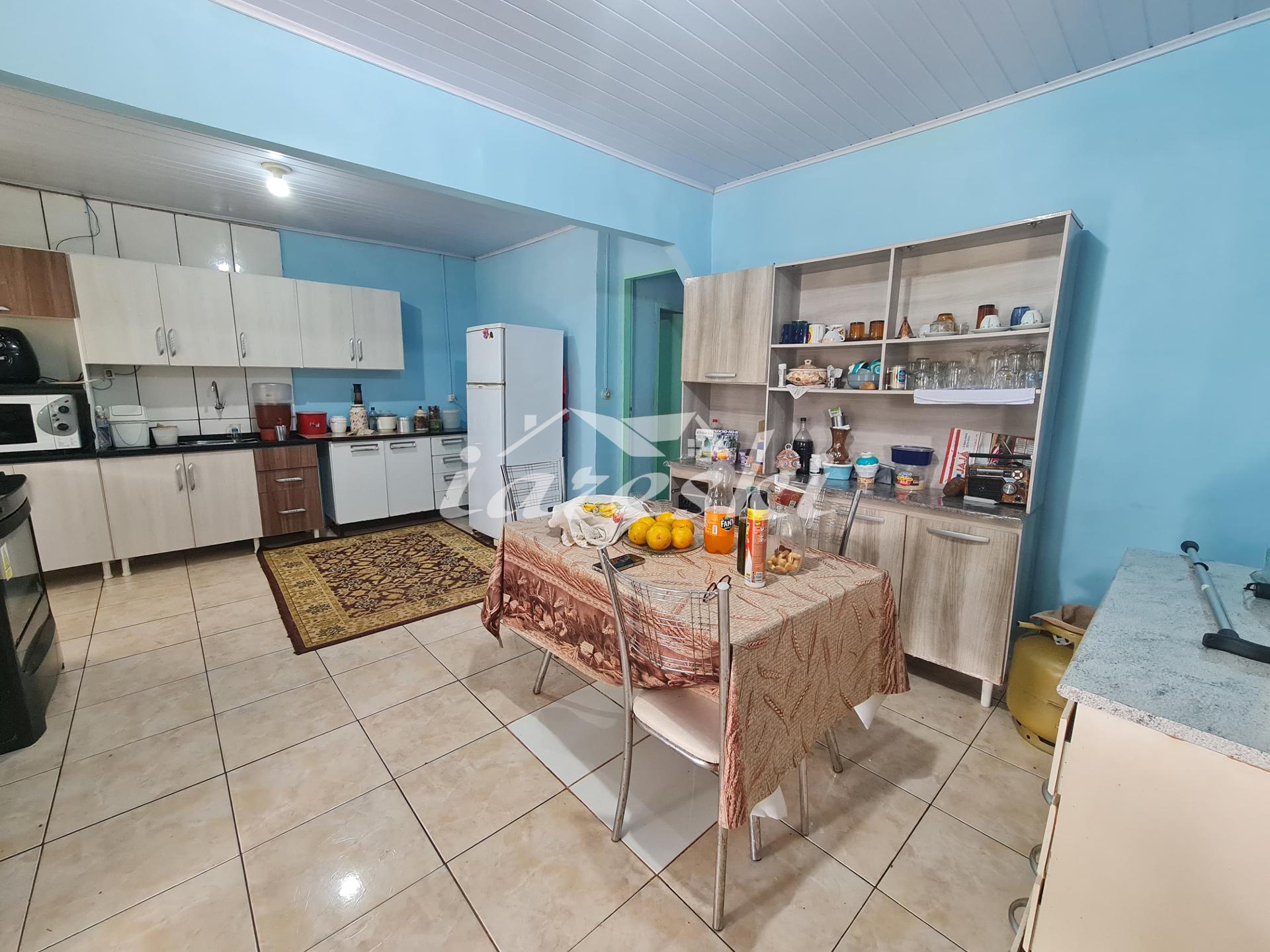 Casa a venda com 2 quartos na Vila C em Foz do Iguaçu - PR