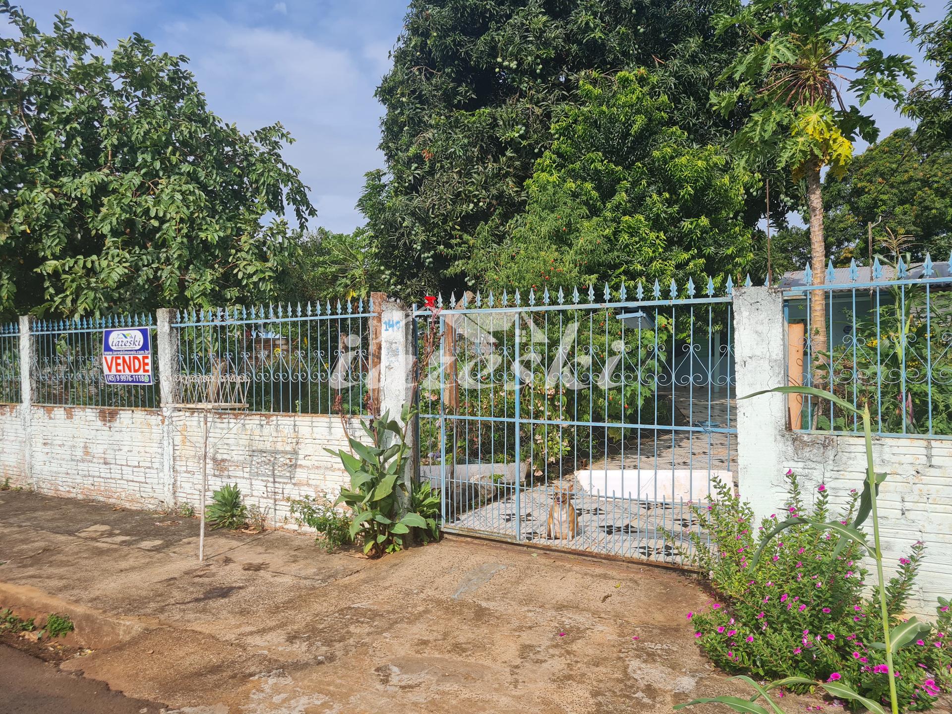 Casa a venda com 2 quartos na Vila C em Foz do Iguaçu - PR