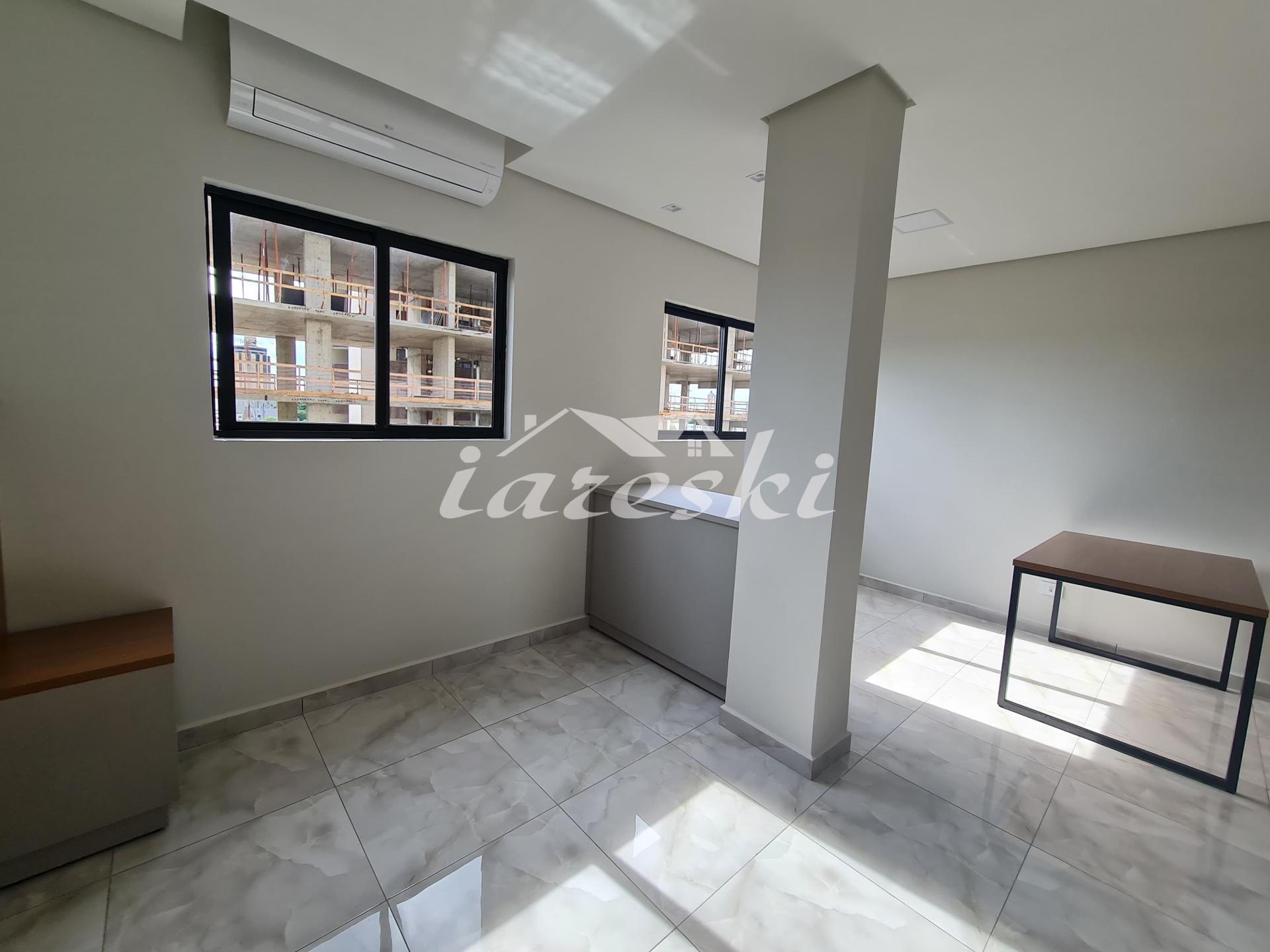 Studio semimobiliado para locação no Edifício Ferrara no Centro de Foz do Iguaçu - PR