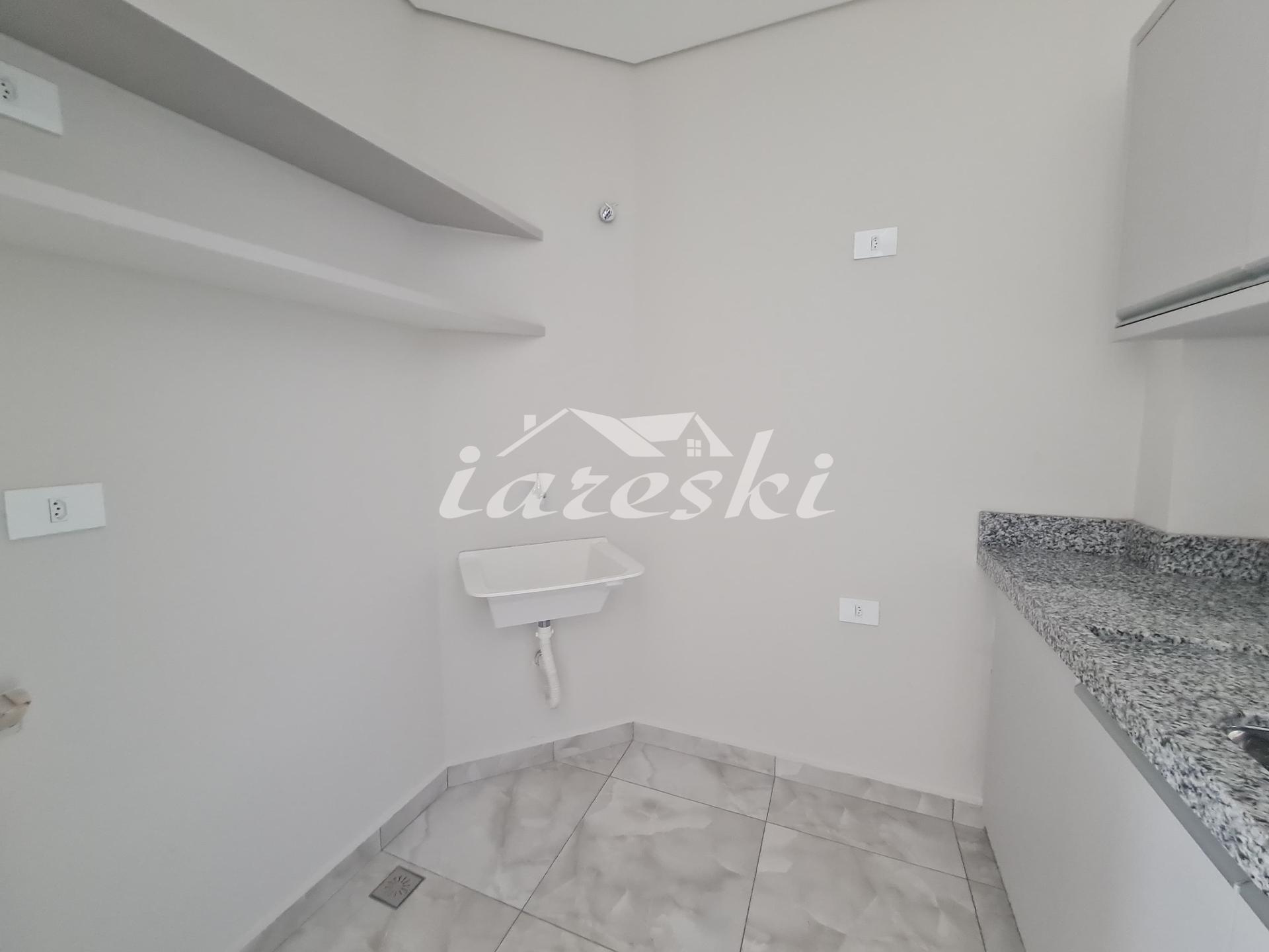 Studio semimobiliado para locação no Edifício Ferrara no Centro de Foz do Iguaçu - PR