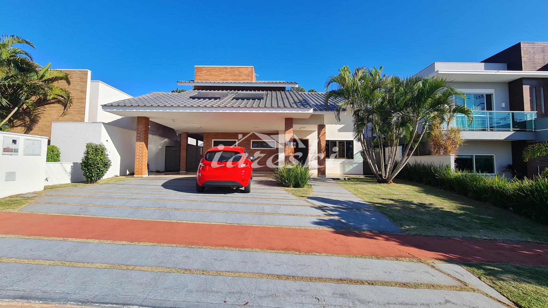 Casa alto padrão a venda do Condomínio Solar das Palmeiras, em...