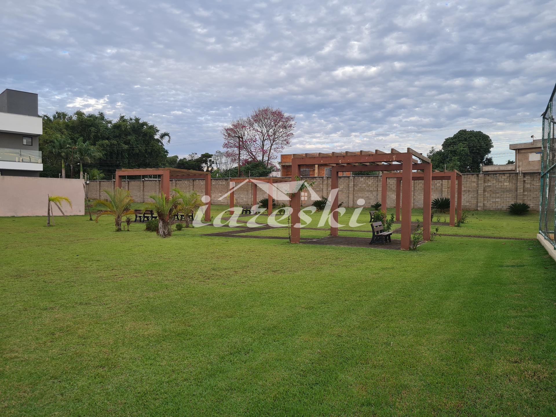 Terreno de 300m2 a venda no Condomínio Iguaçu, Vila Carimã em ...