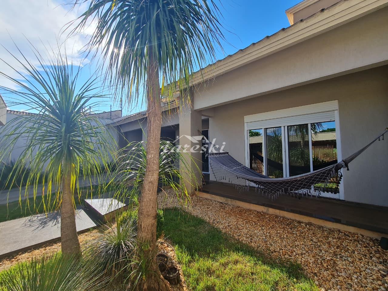 Casa à venda, com 3 quartos sendo 1 suíte, Jardim Lancaster em Foz do Iguaçu - PR