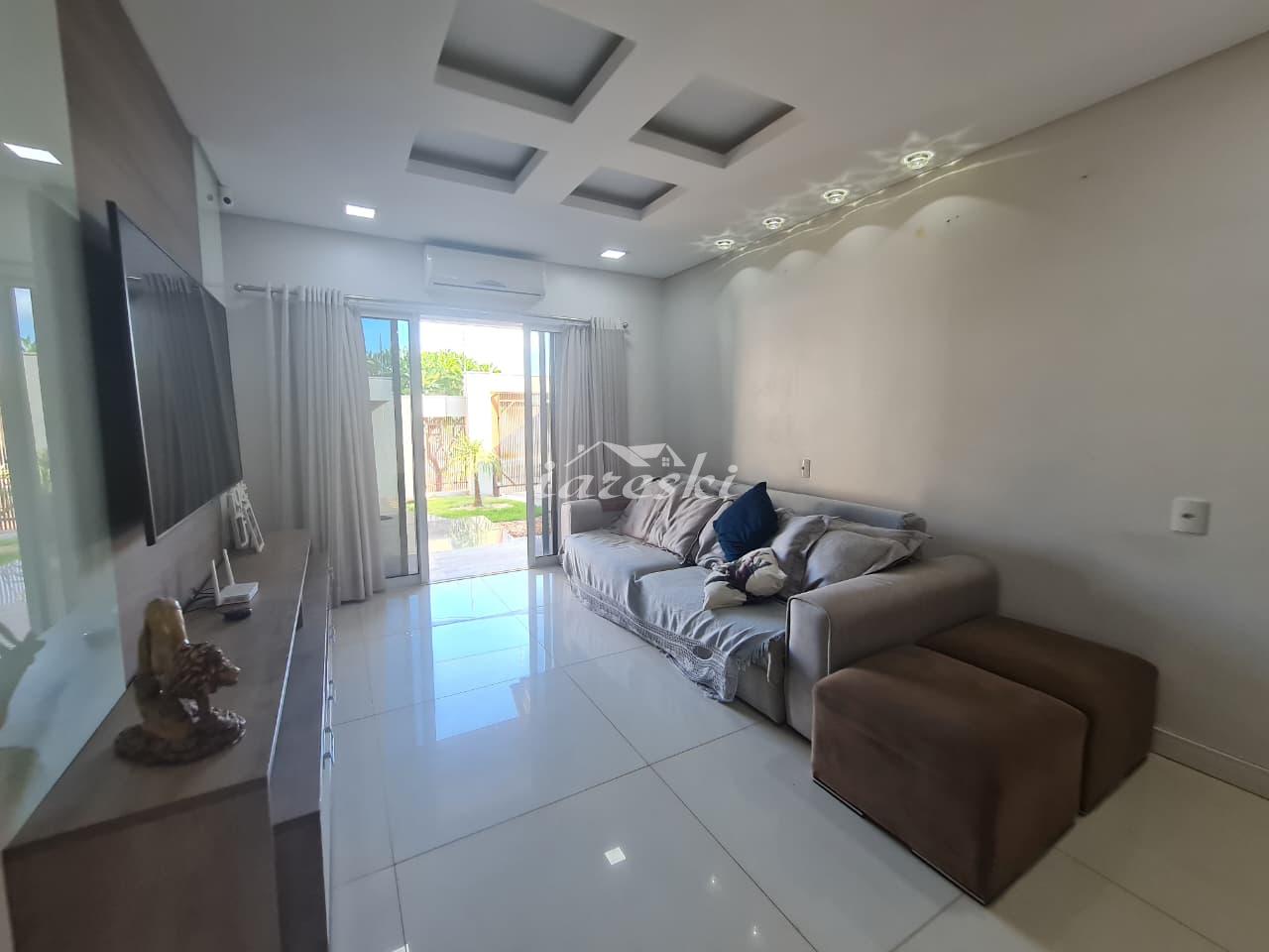 Casa à venda, com 3 quartos sendo 1 suíte, Jardim Lancaster em Foz do Iguaçu - PR