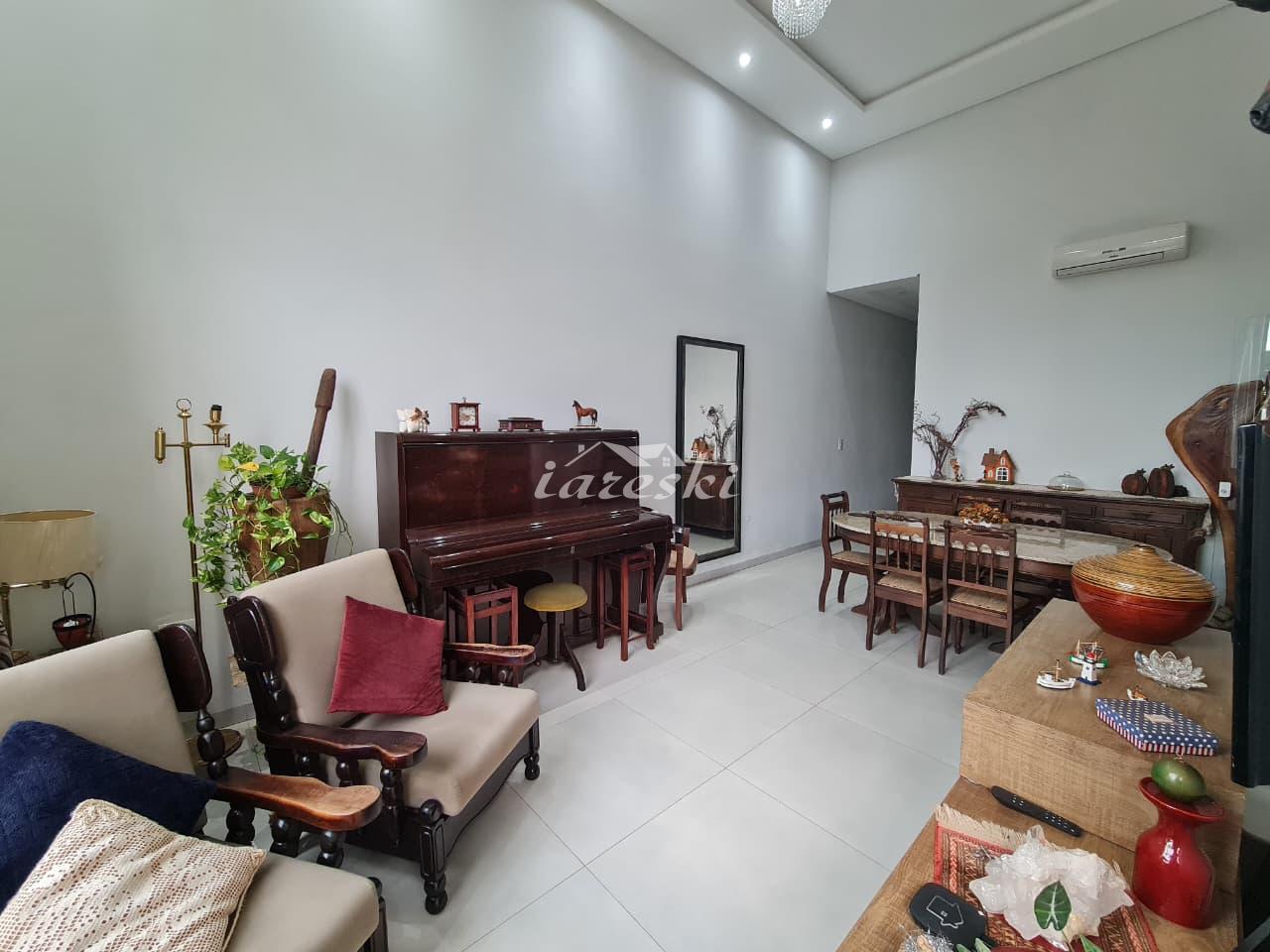 Casa à venda, 3 quartos sendo 1 suíte, Jardim Buenos Aires em Foz do Iguaçu - PR