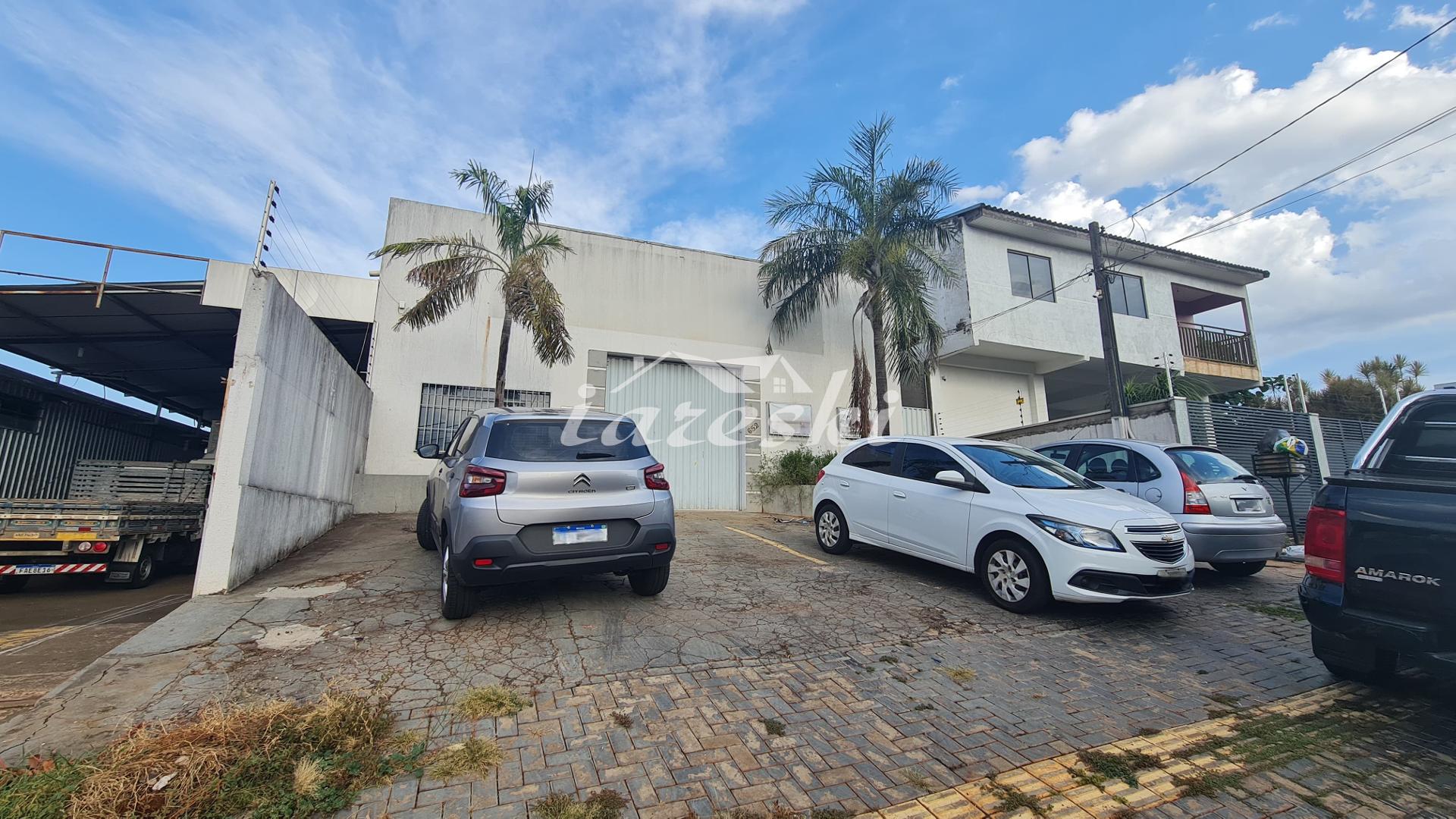 Barracão para locação com 249m2 no Jardim Manaus em Foz do Iguaçu - PR