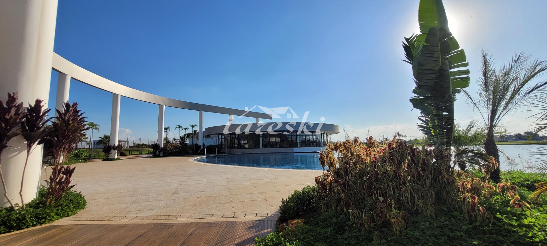 Terreno a venda no Royal Boulevard Yacht com 550m  na 2° Segun...