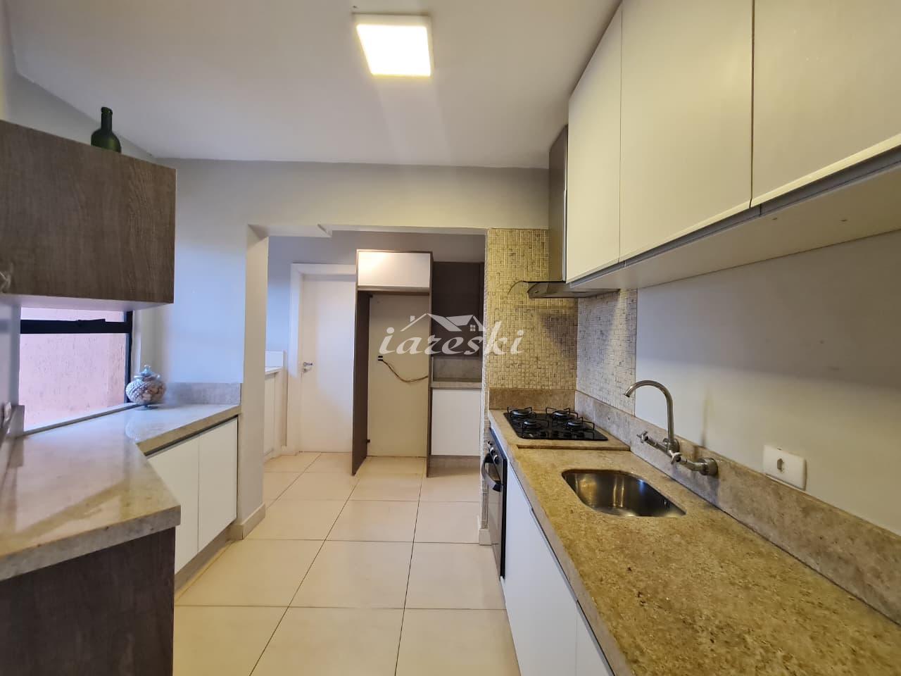Apartamento no Edifício Mansão de Florença, Jardim Central em Foz do Iguaçu - PR