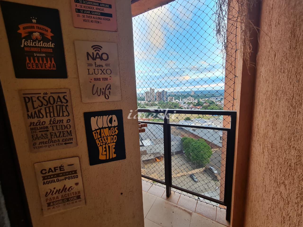 Apartamento no Edifício Mansão de Florença, Jardim Central em Foz do Iguaçu - PR