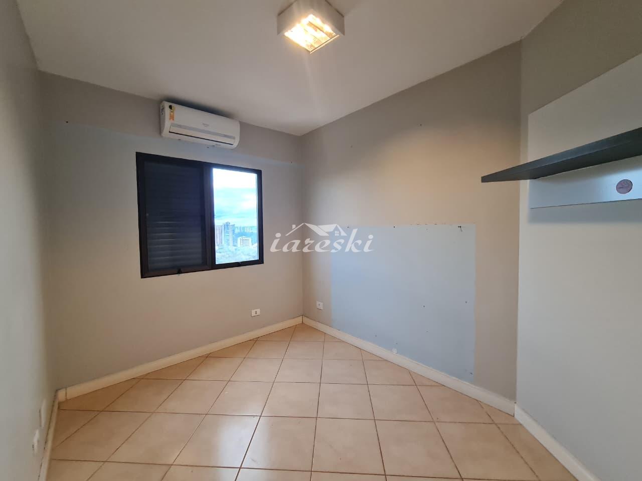 Apartamento no Edifício Mansão de Florença, Jardim Central em Foz do Iguaçu - PR