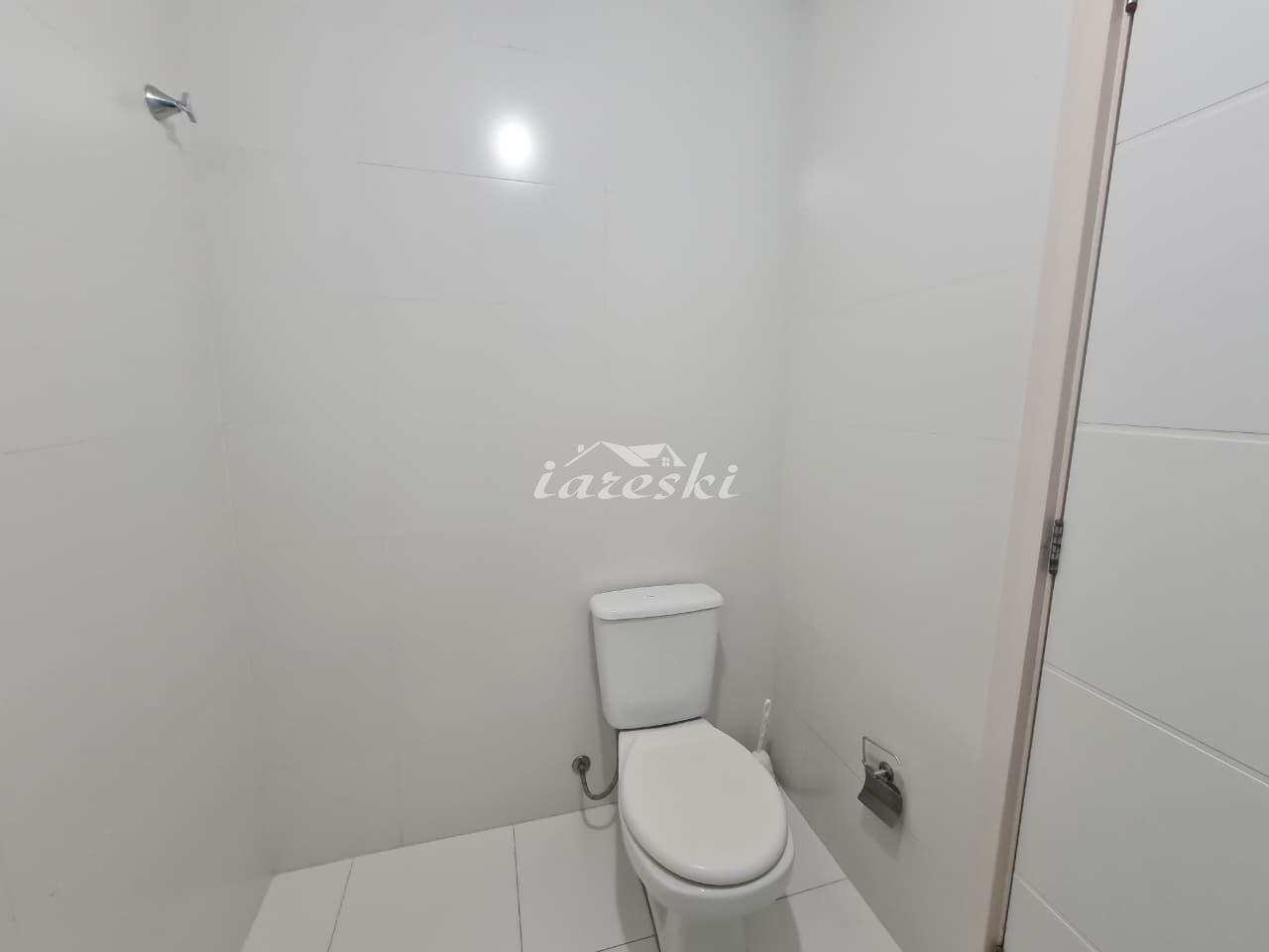 Apartamento no Edifício Gênova com 3 Quartos sendo um suíte no centro de Foz do Iguaçu - PR