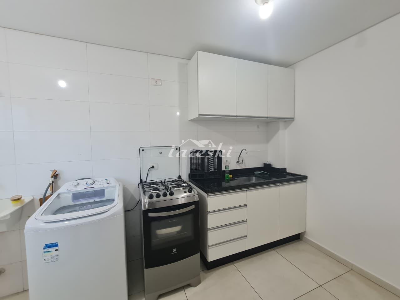 Apartamento no Edifício Gênova com 3 Quartos sendo um suíte no centro de Foz do Iguaçu - PR