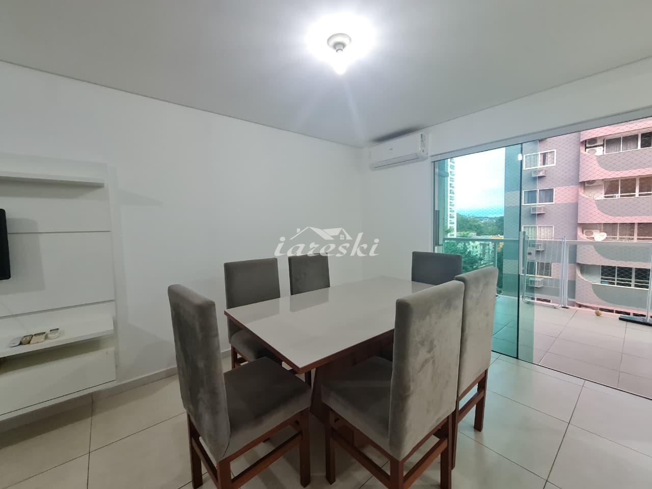 Apartamento no Edifício Gênova com 3 Quartos sendo um suíte no centro de Foz do Iguaçu - PR