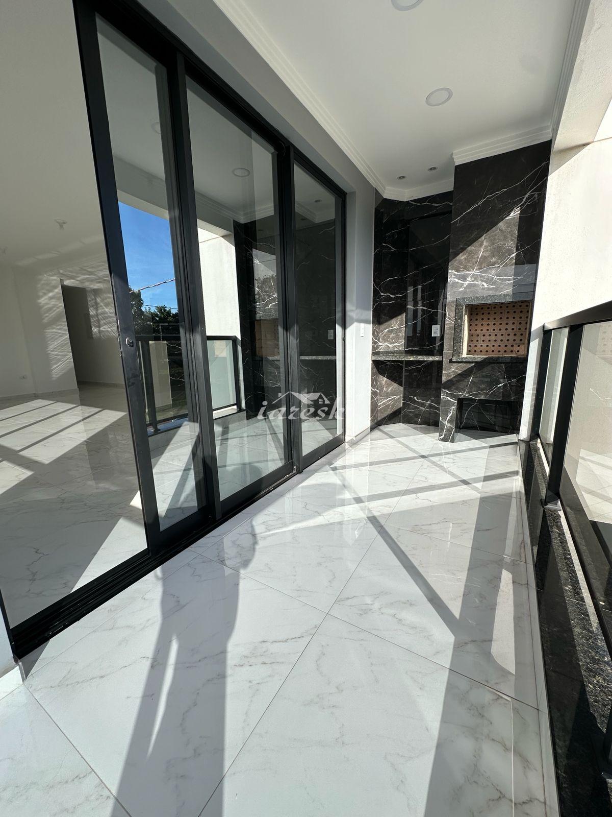 Apartamento a Venda no Residencial Bristol, Avenida Gramado na Vila A em Foz do Iguaçu - PR