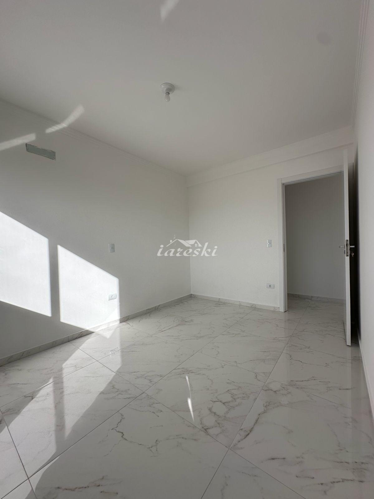 Apartamento a Venda no Residencial Bristol, Avenida Gramado na Vila A em Foz do Iguaçu - PR