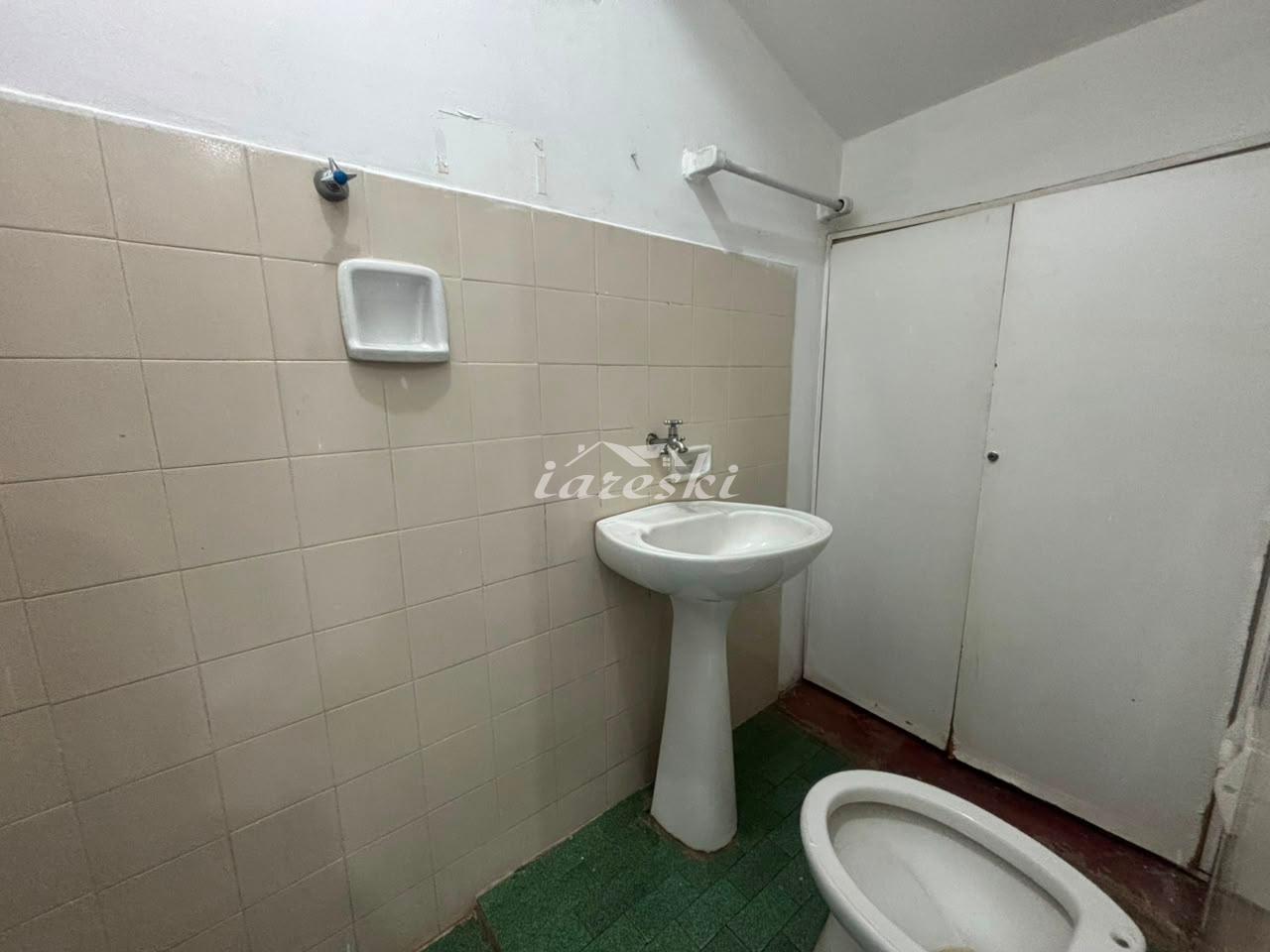 Sala comercial disponível para locação na Avenida JK no Centro de Foz do Iguaçu