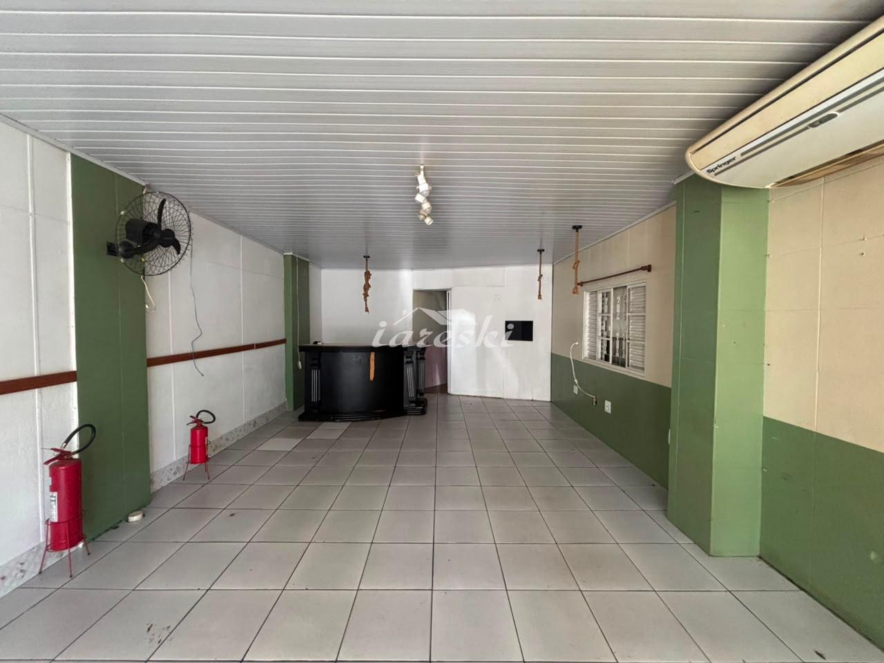 Sala comercial disponível para locação na Rua Xavier da Silva no Centro de Foz do Iguaçu - PR