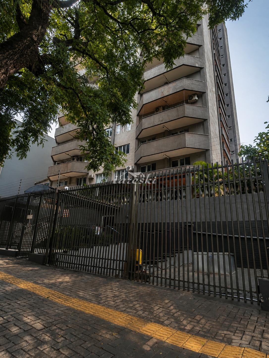 Apartamento a venda, 3 Quartos sendo 1 suíte, Edifício Beatriz...